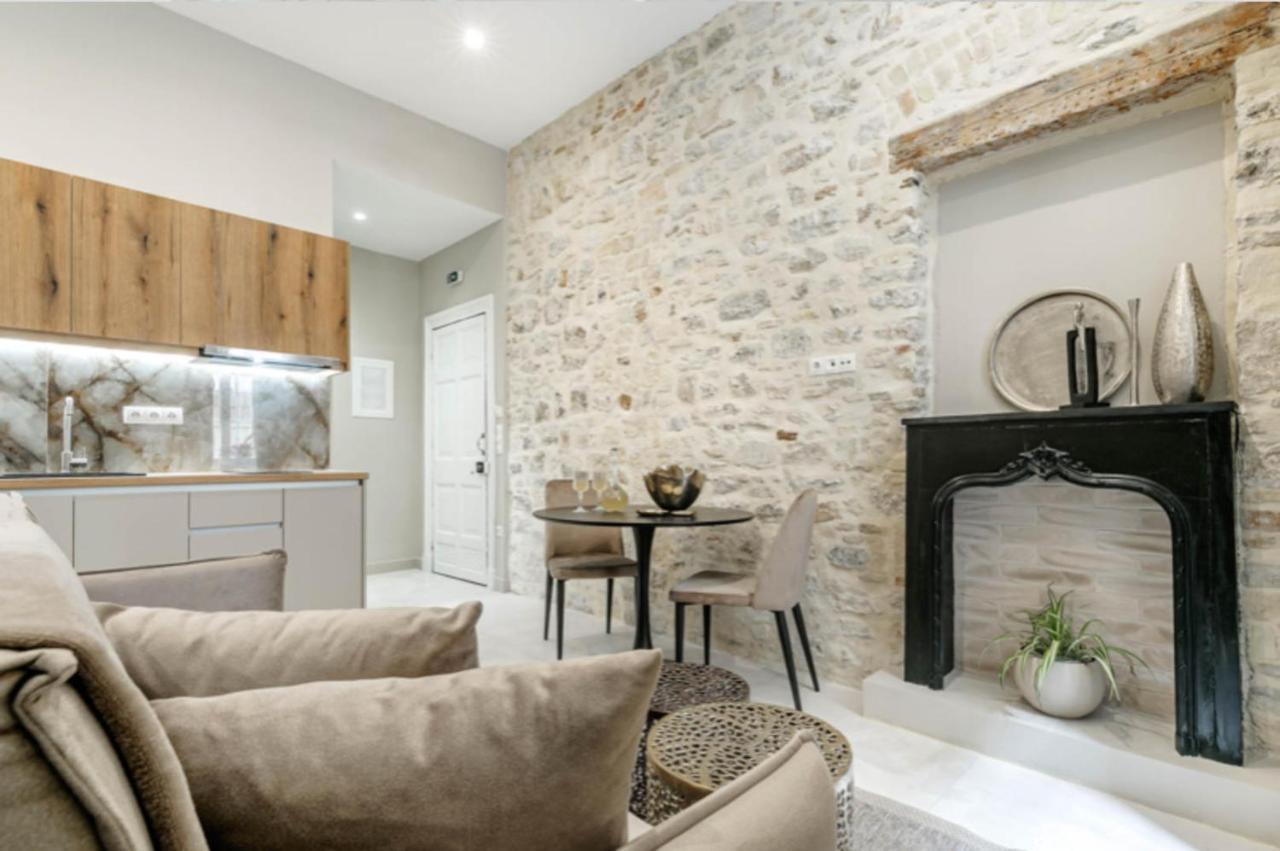 Domus Victoria I Apartment Corfu  ภายนอก รูปภาพ